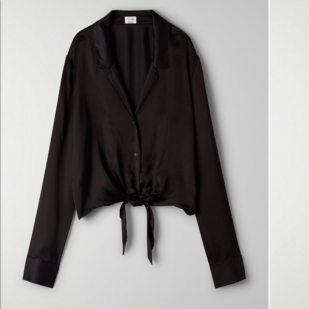 Aritzia Wilfred Tie Front blouse